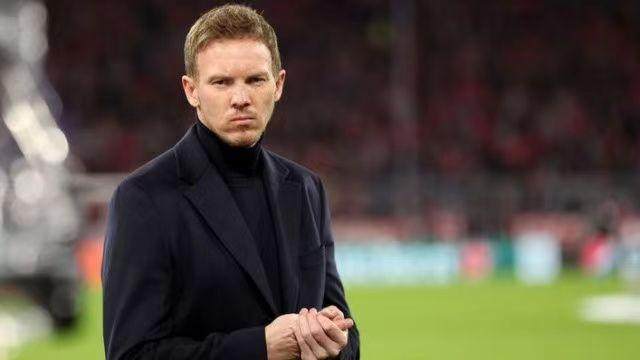 关于今夜体能课后；那不勒斯回应争议备战国王杯；更衣室稳定；纪律约束更严格的信息开云体育官方网